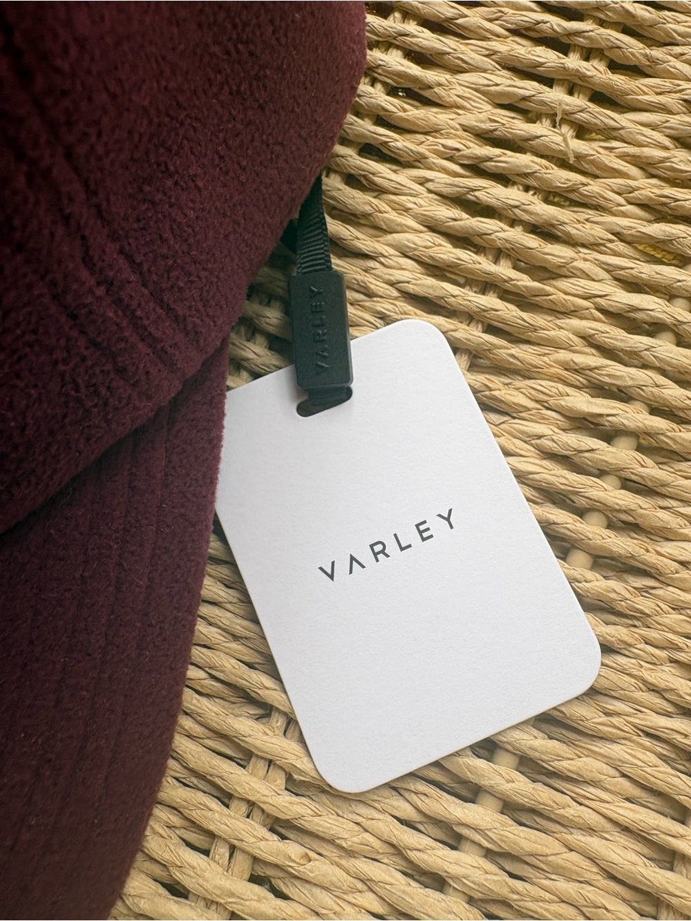 Varley Raina Fleece Cap Maroon - Picture 3 of 5